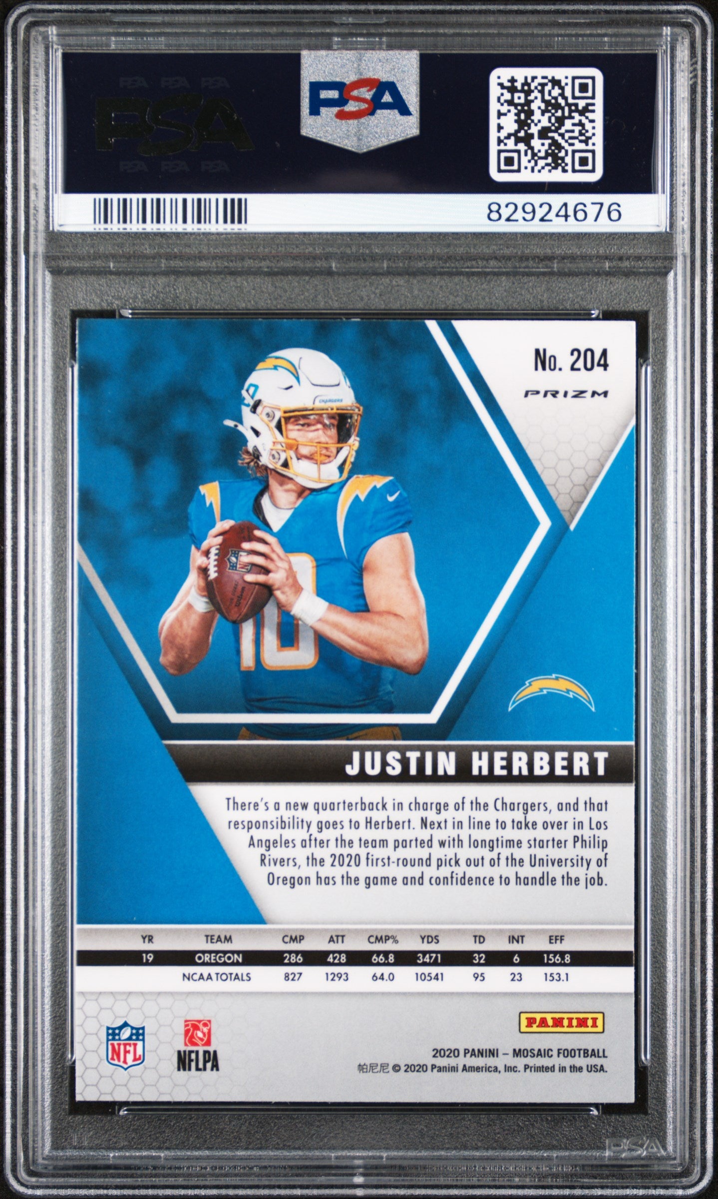 2020 Panini Mosaic Camo Pink Justin Herbert #204 RC PSA 10