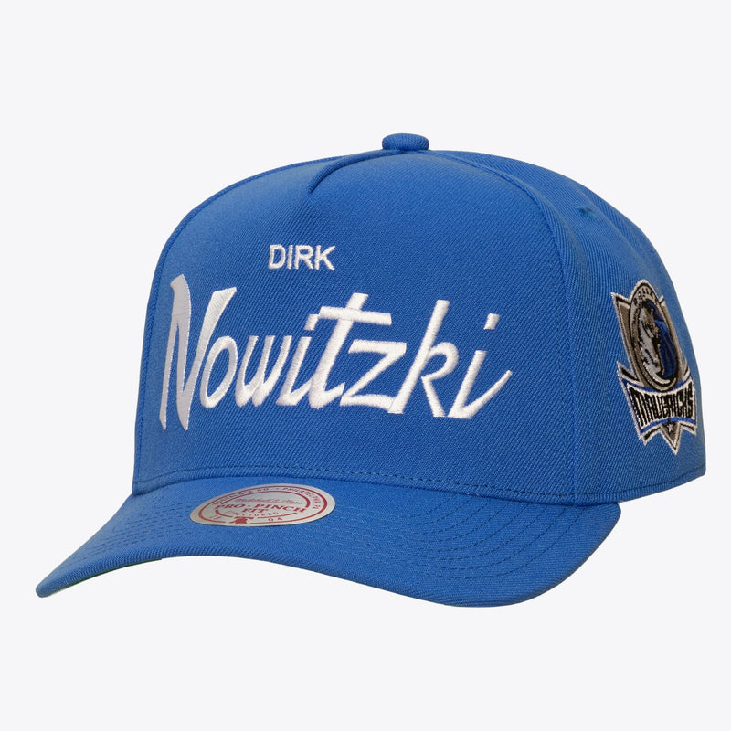 Mitchell & Ness Dirk Nowitzki Dallas Mavericks Blue Hardwood Classics Player Script Pro Pinch Snapback Hat