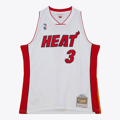 Mitchell & Ness Dwyane Wade Miami Heat 2005-06 White Swingman Jersey