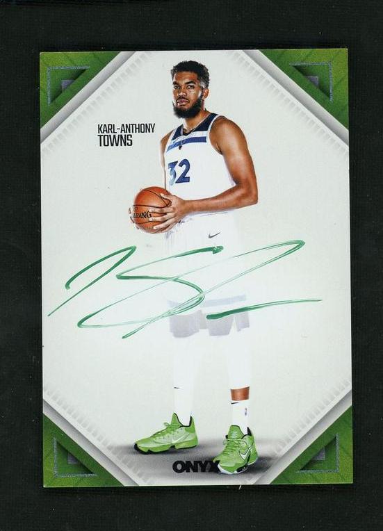 2022 Onyx Karl-Anthony Towns /6 Minnesota Timberwolves Auto