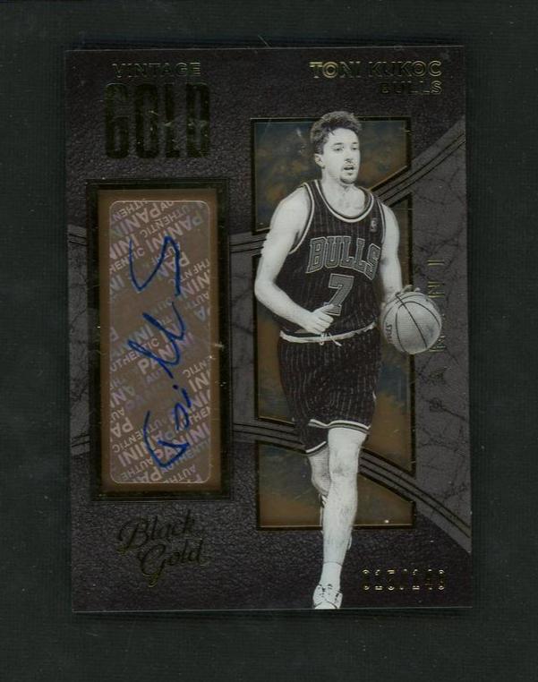2015 Panini Black Gold 27 Toni Kukoc Chicago Bulls Auto