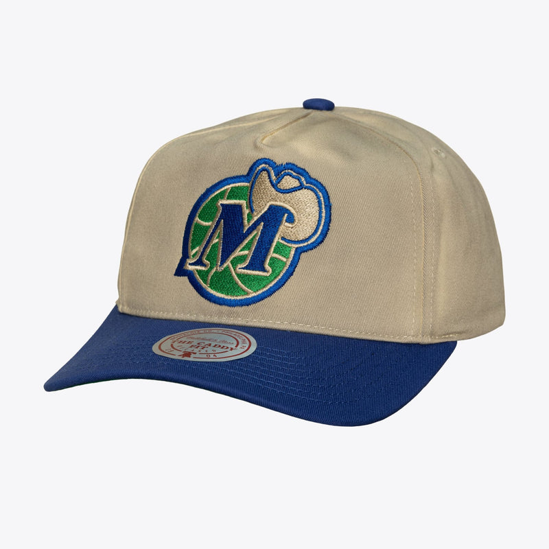 Dallas Mavericks Mitchell & Ness Hardwood Classics Retro Roots Snapback Hat - Cream