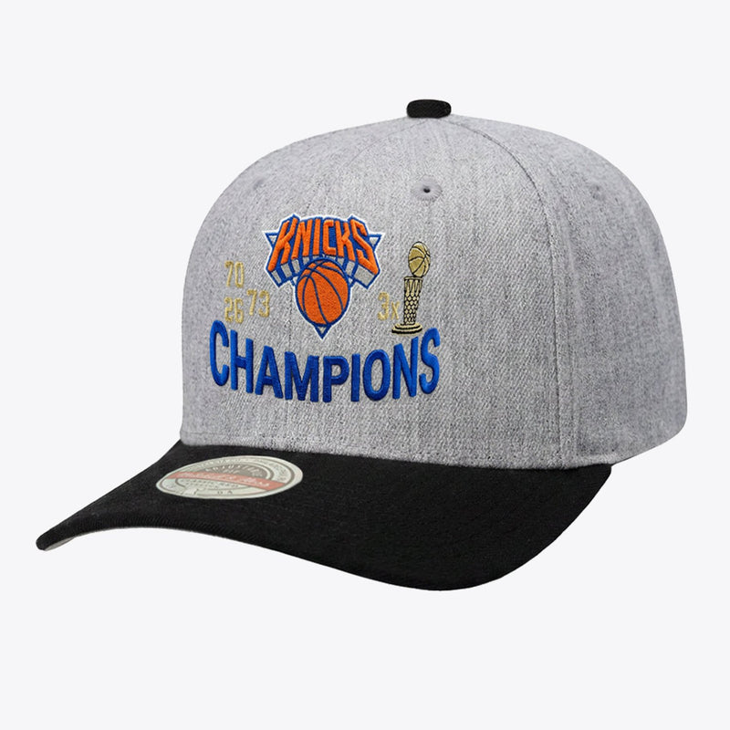 Mitchell & Ness New York Knicks Gray Three-Time NBA Finals Champions Trophy Stretch Snapback Hat