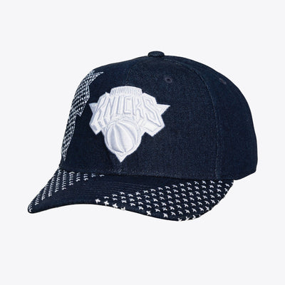 Mitchell & Ness New York Knicks Navy Run Stitch Pro Crown Snapback Hat