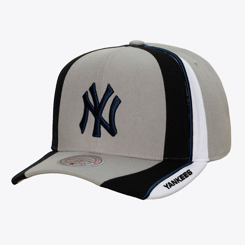 Mitchell & Ness New York Yankees Gray 404 Club Downforce Pro Crown Snapback Hat