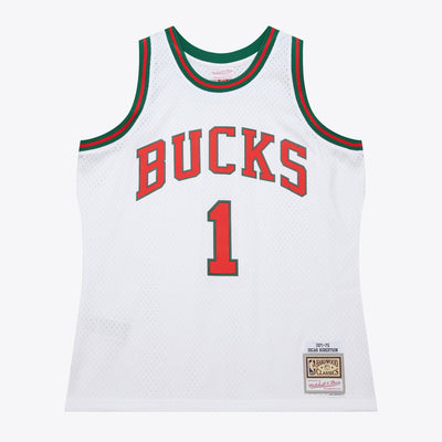 Mitchell & Ness Oscar Robertson Milwaukee Bucks 1971-72 White Swingman Jersey