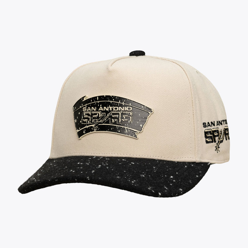 Mitchell & Ness San Antonio Spurs Hardwood Classics Cookies & Cream Pro Pinch Snapback Hat