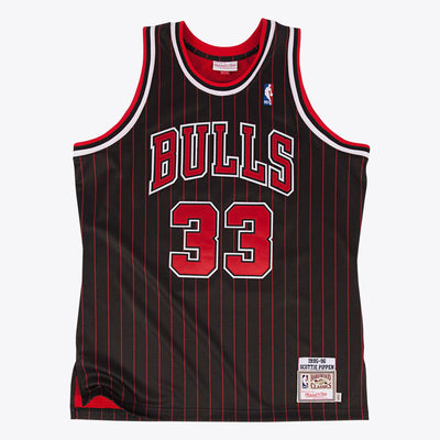 Mitchell & Ness Scottie Pippen Chicago Bulls 1995-96 Black Authentic Jersey
