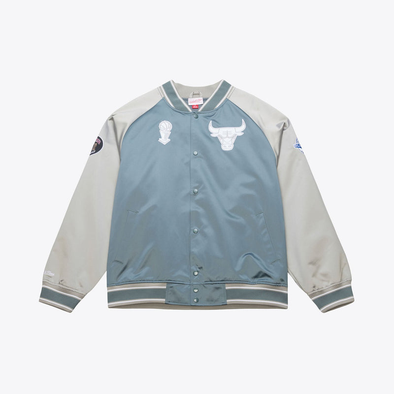 Chicago Bulls Mitchell & Ness Thunderstorm Lightweight Satin Full-Snap Jacket - Blue/Silver