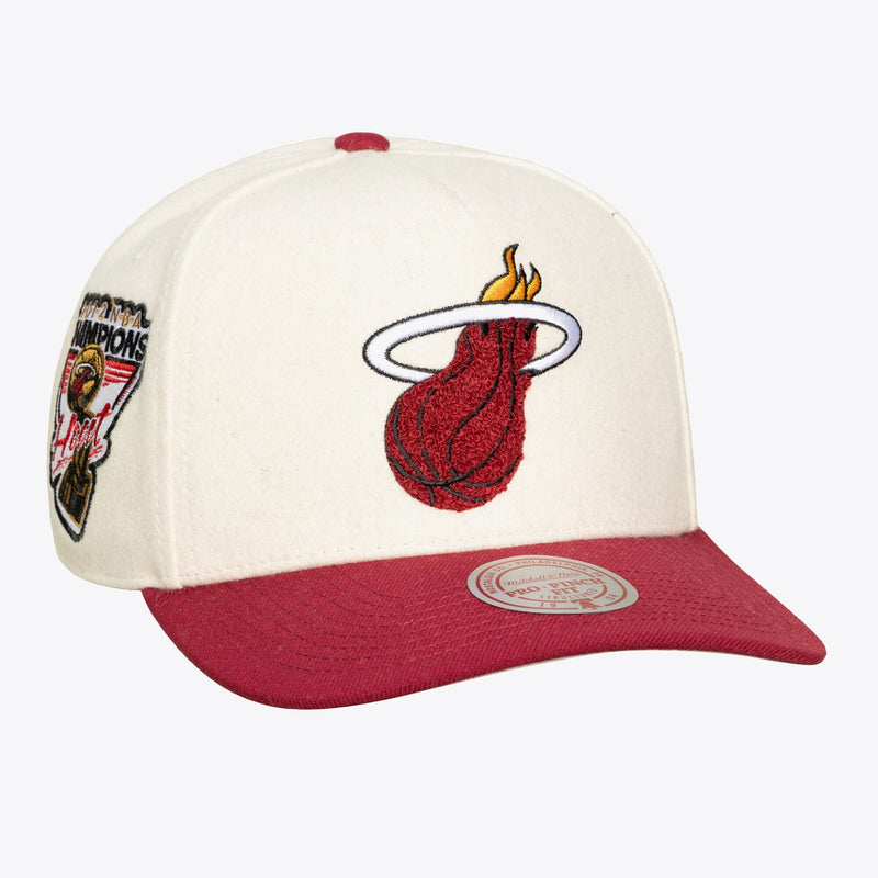 Miami Heat Mitchell & Ness Unisex Cream Team Pro Adjustable Hat - Cream