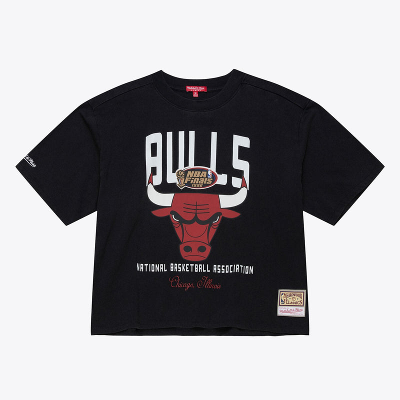 Mitchell & Ness Women's Chicago Bulls Black Cropped Boxy T-Shirt