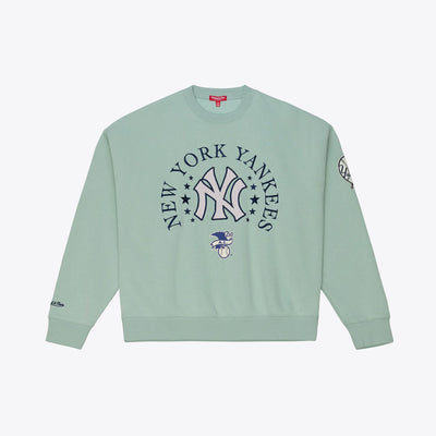 Mitchell & Ness Women's New York Yankees Green Yacht Rock Sweatshirt